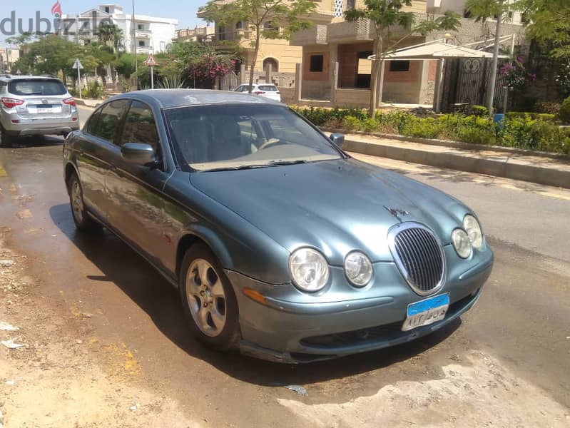 The Luxury Jaguar S-Type 0