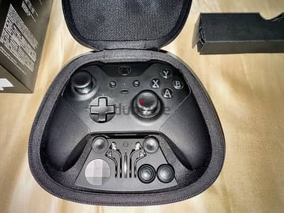 Xbox Elite Series 2 controller