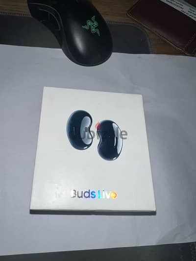 samsung galaxy buds live سماعات سامسونج جلاكسى