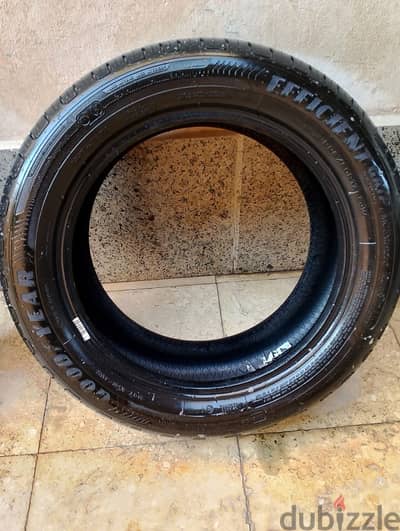 GoodYear 17 Run Flat 225/50