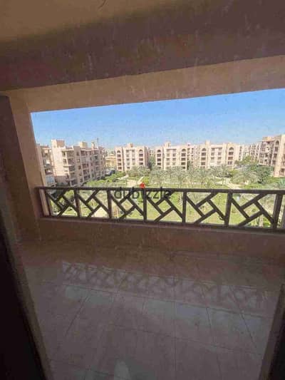 For sale a 300-meter apartment in Rehab City overlooking a wide garden At a bargain price It has some special finishes and the apartments are very distinctive And a wonderful location