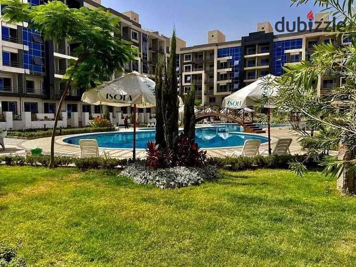 An apartment of 160 m² on a repeated floor is for sale in Isola Sheraton Compound on Al Nasr Road, priced in dollars. 0