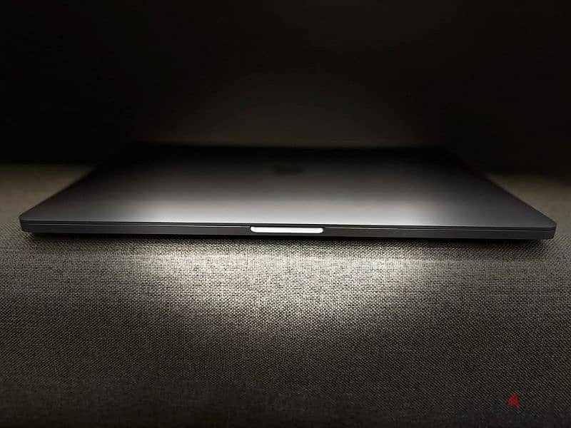 MacBook pro 2017 0