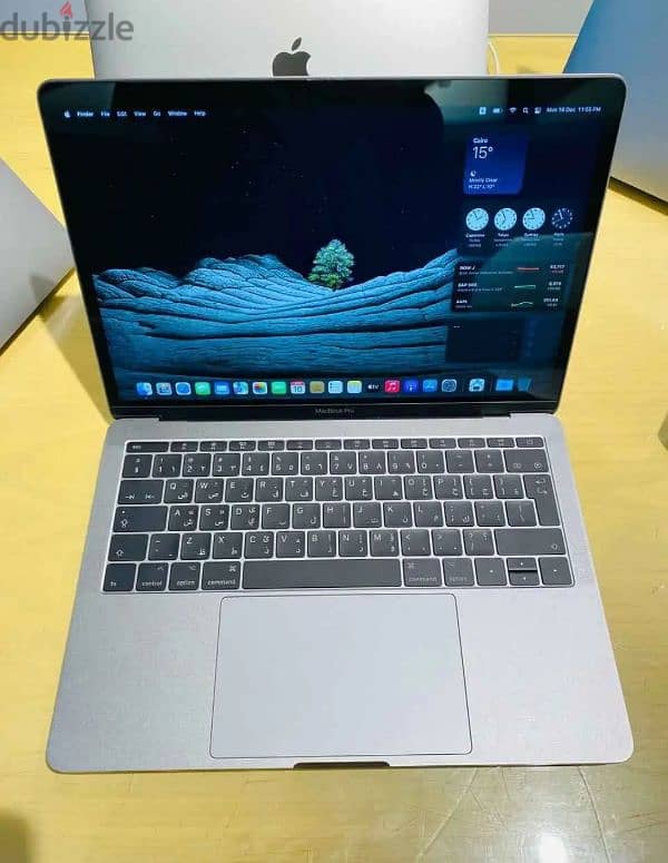 MacBook pro 2017 11