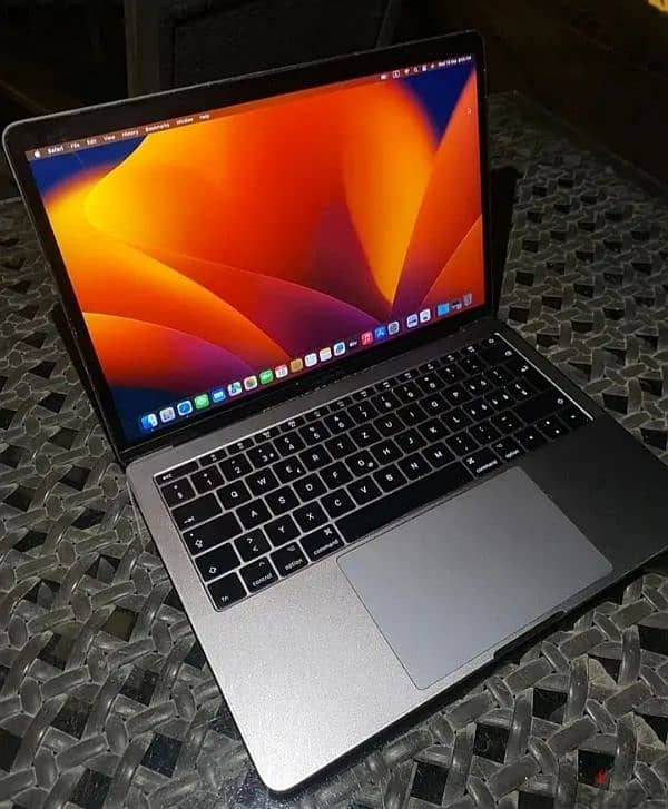 MacBook pro 2017 16