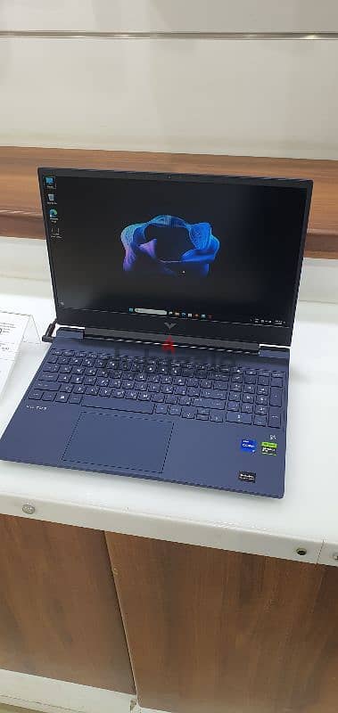 hp victus 1