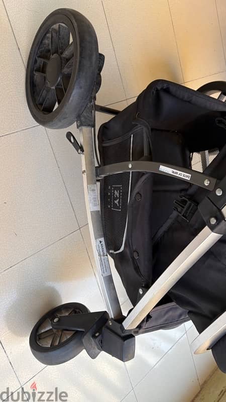 stroller and car seat 11