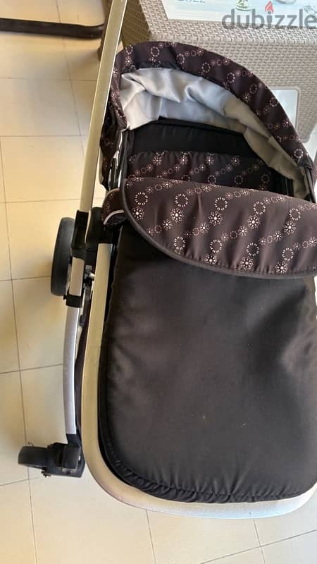 stroller and car seat 13