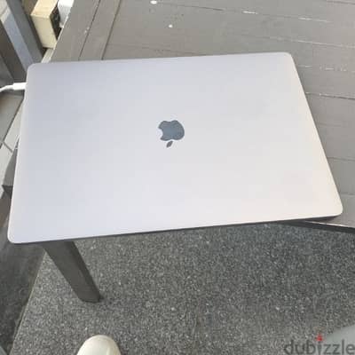 MacBook