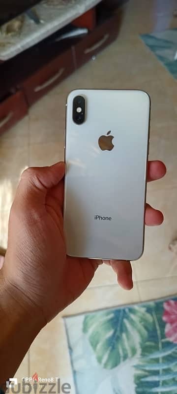 iphone xs like new 4