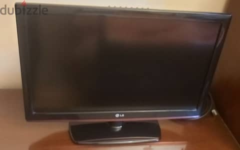 LG HD LCD 22" used like new