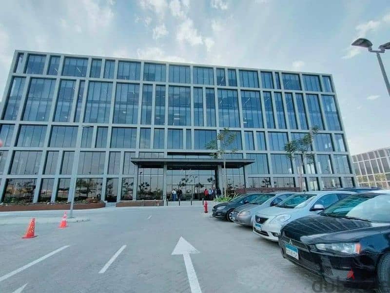 مكتب اداري للايجار 200م في التجمع الخامس ف مبني اداري Office For Rent 0