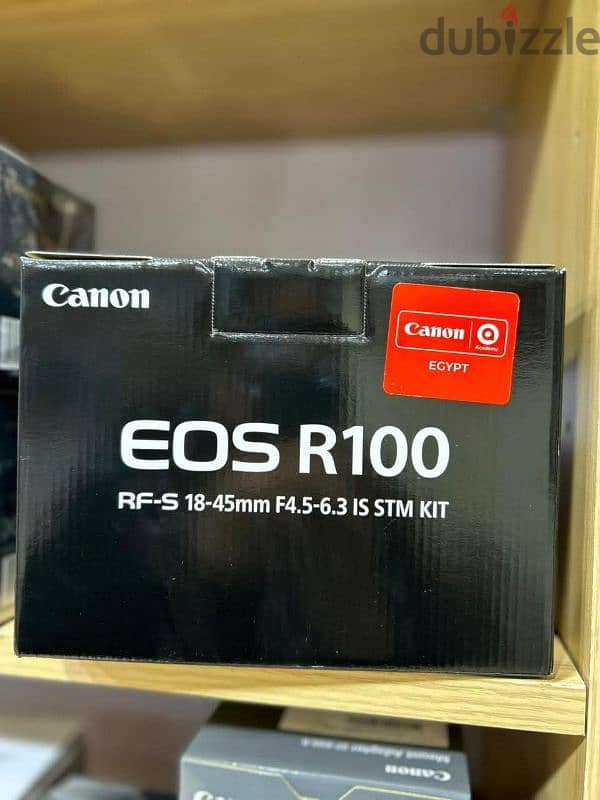 Canon eos R100 1