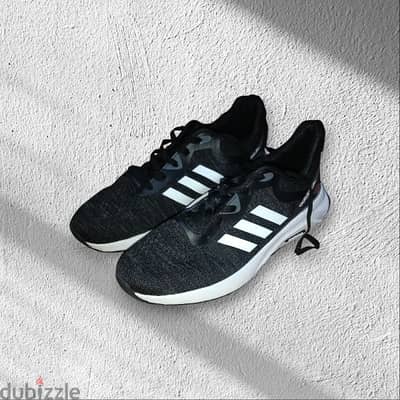 كوتشي adidas black جديد مقاس 44