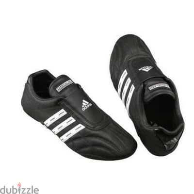 حذاء adidas حاله جيده