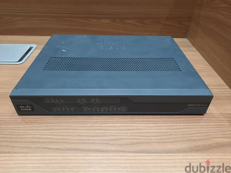 Cisco 880 Integrated Services Routers روتر سيسكو 1