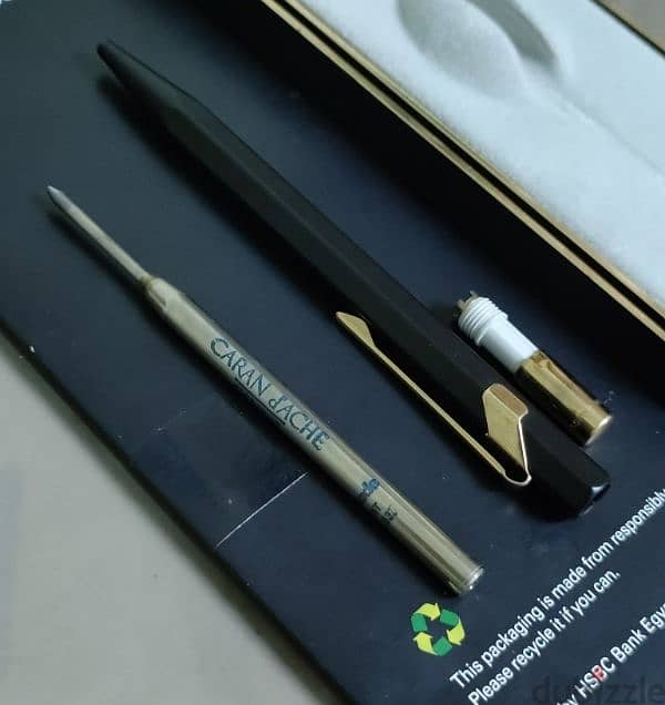 قلم كرنداش سويسرى Caran d'Ache Swiss Made 7