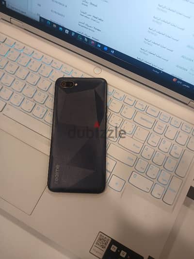 realme C2