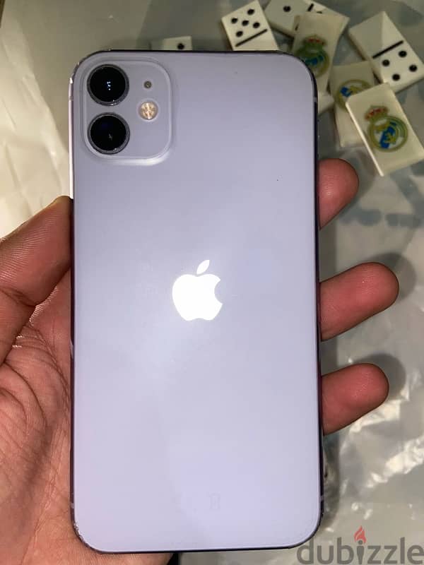 iPhone 11عادي مش مغير حاجة بطارية ٧٥مساحة ٦٤G 6