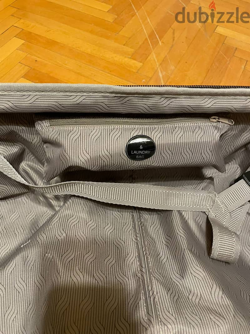 Italian Made high Quality Large Suit Case شنظة سفر طلياني جودة اروبية 8