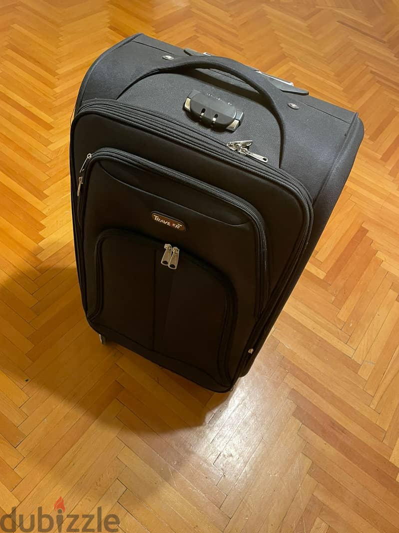 Meidum Size Suit Case  شنطة سفر حجم وسط 0