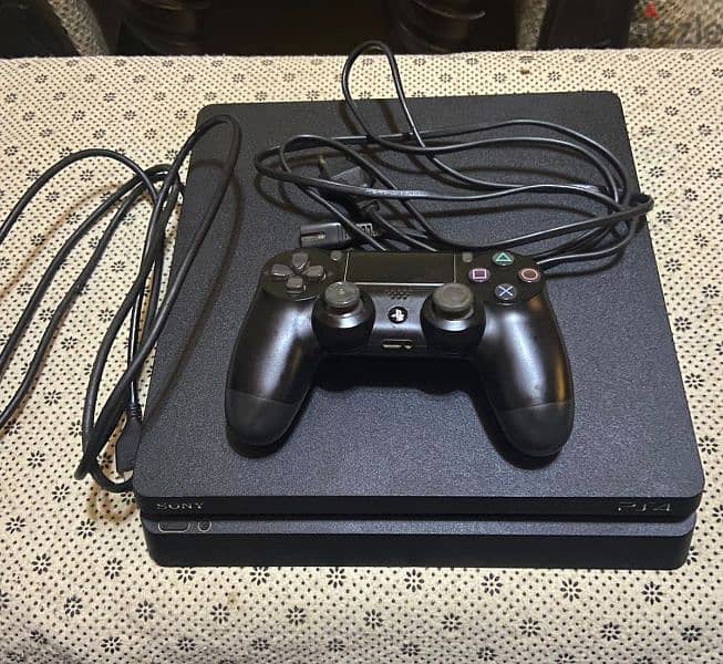 Ps4 slim 0