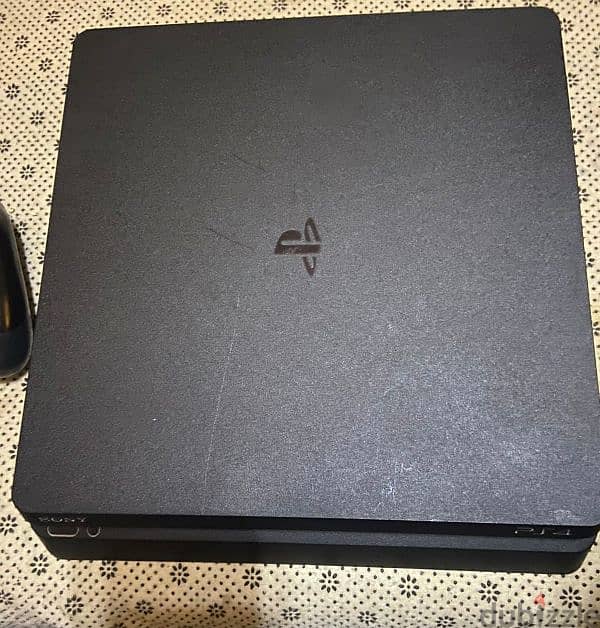 Ps4 slim 2