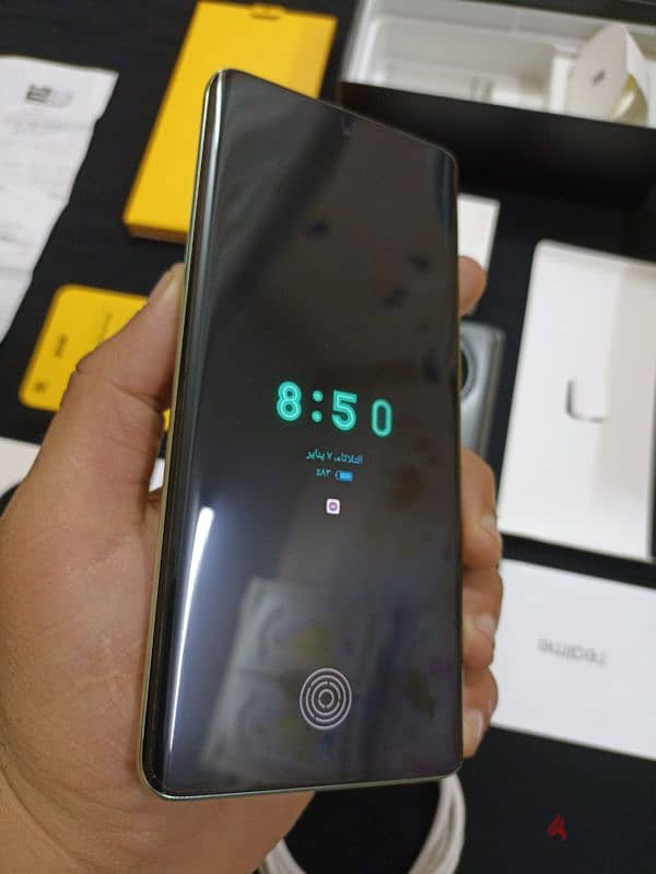 realme 11 pro+ 9