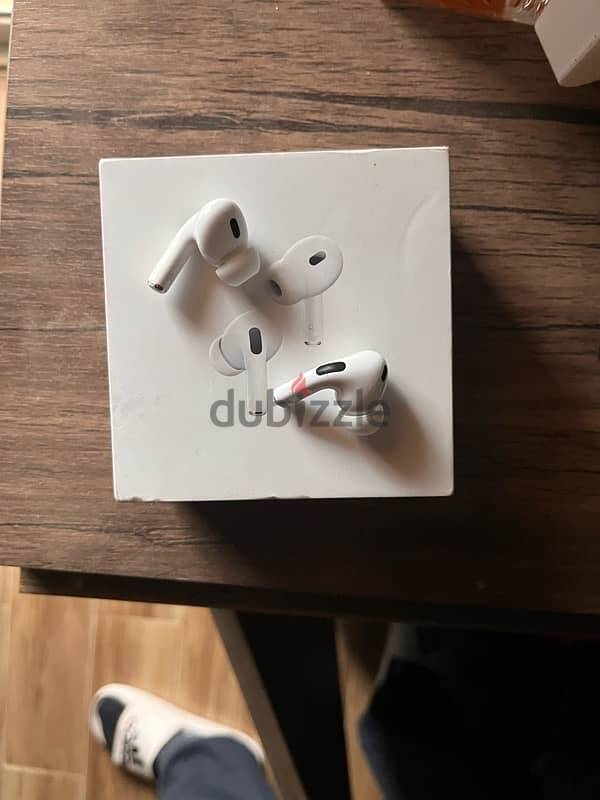 Apple airpods pro 2 (usb-c) 0