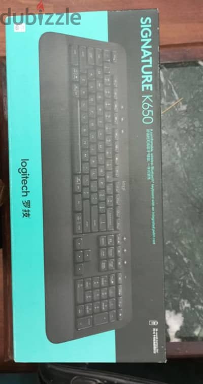 Logitech K650