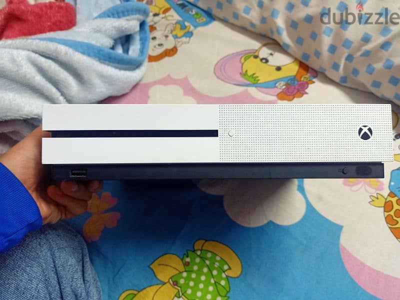 Xbox one s 500 gb للبدل والبيع 2