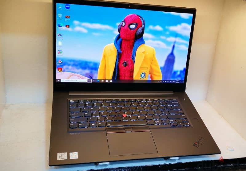 Lenovo ThinkPad P1 Touch 4K 0