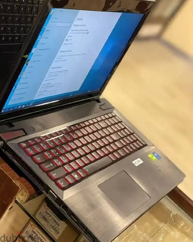 اقوى لاب ممكن تشتريه تحت ال 9000 ج بكارت اربعه جيجا فعلي  Lenovo y510