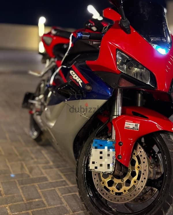 هندا 1000rr 0