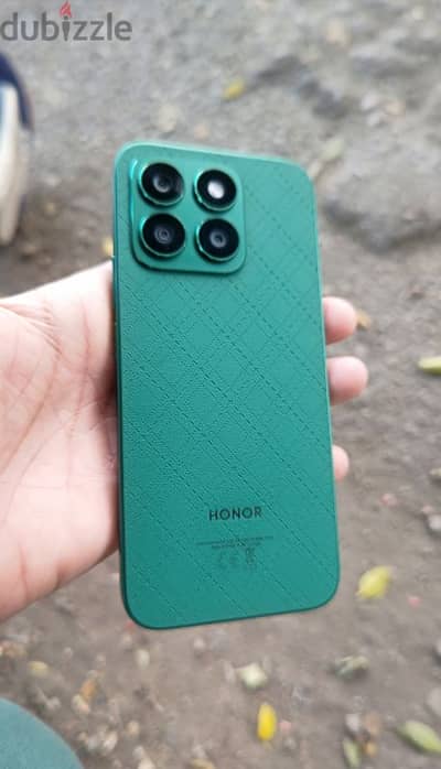 HONOR X8b كسر زيرو معاه علبه فقط استخدام ٥ شهور فقط شبه جديد