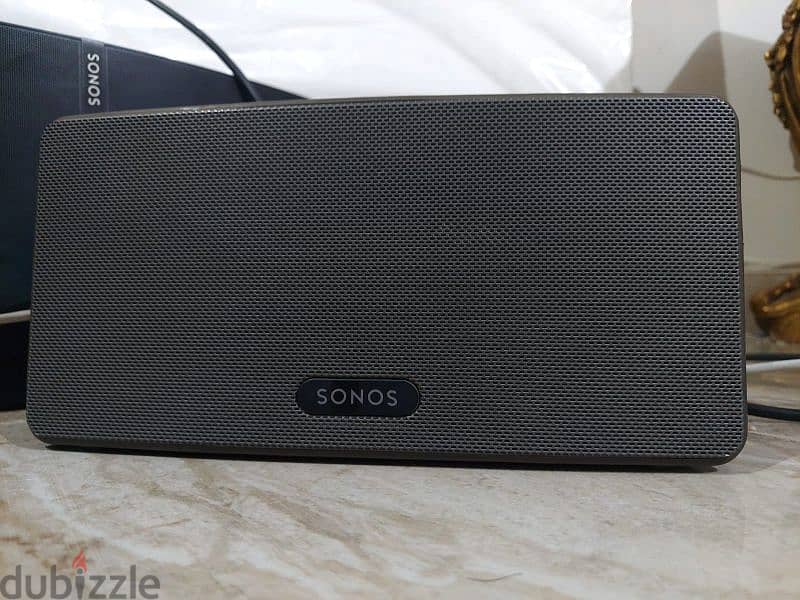 sonos speakers ( play 5 gen 2 + 2 play 3 speakers 2