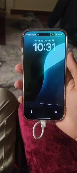 İ phone 16 pro max 3