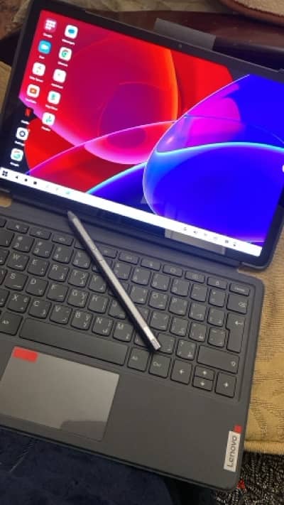 Lenovo p11 tablet with pen2 and keyboard