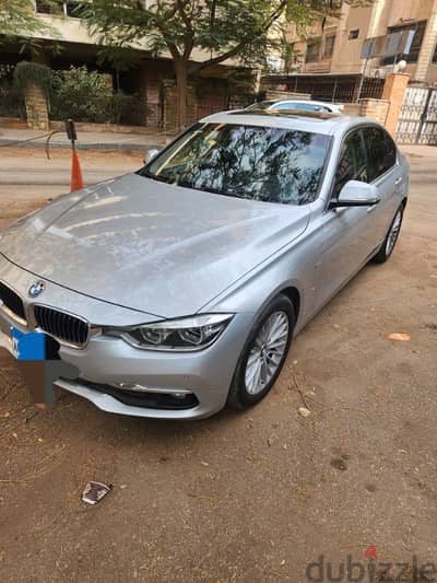 BMW 320i 2016 luxury all fabric