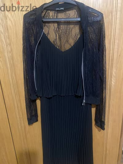 Promod black pleated dress plus Zara black vest