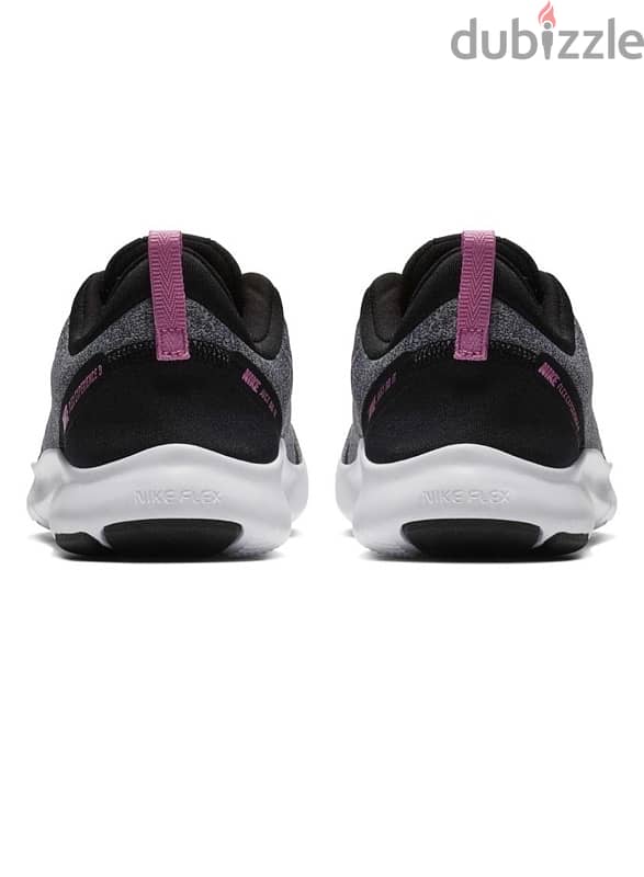 Nike Womens Flex 5