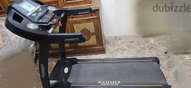 Hammer top fit treadmill