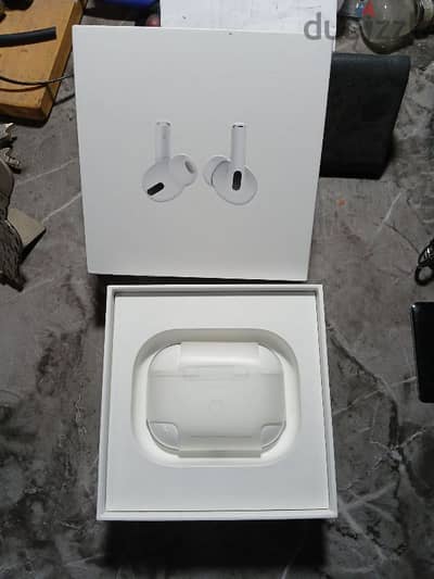 AirPods