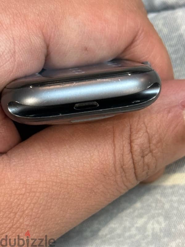 Apple Watch Series 4 (44mm) 5