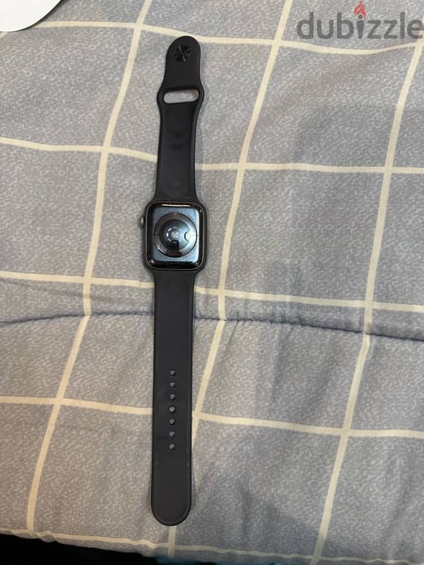 Apple Watch Series 4 (44mm) 7