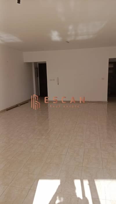 Available 160m apartment for rent in Rehab 2 at an attractive price for quick rent