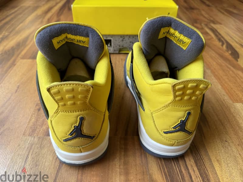 Air Jordan 4 Lightning Authentic - الاصليه 2