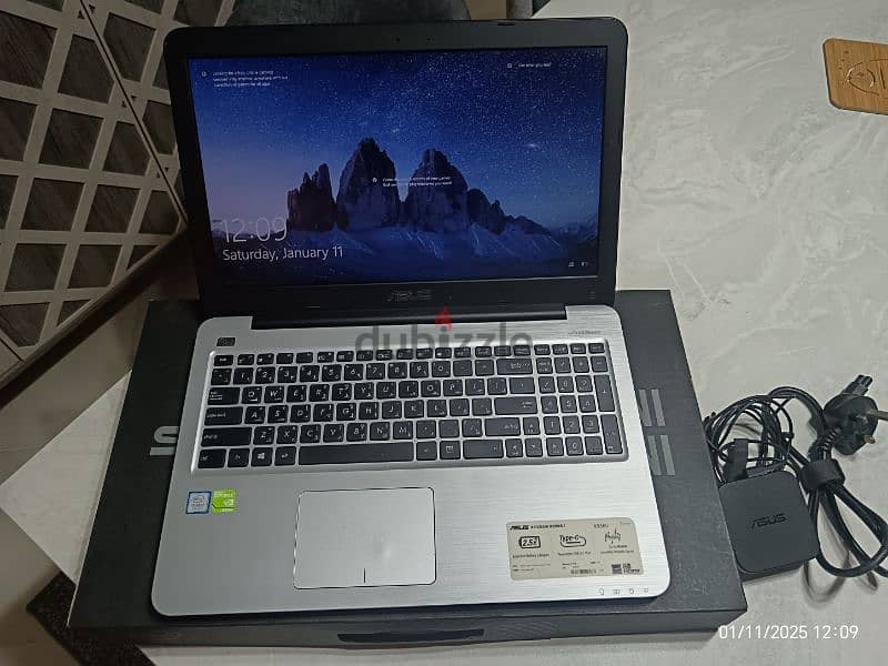 Asus laptop K556U core i5 7