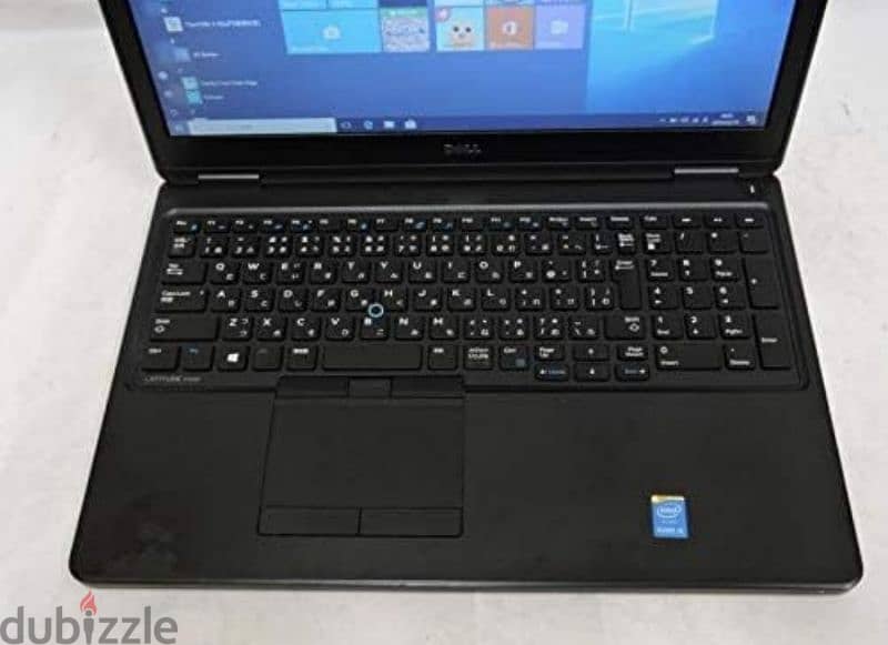 Laptop Dell core i7 7th 7820HQ ram8 15.6 inch 2