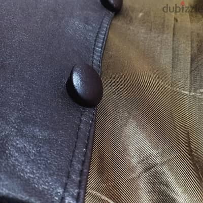 جاكيت جلد طبيعى تصميم بدلة أو بليزر شيك جدا  Medium-sized